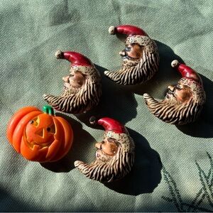 Vintage holiday button covers Old World Santa 1992 Jack Lantern Gibson Greetings